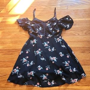 Cold Shoulder dress (w flaw)